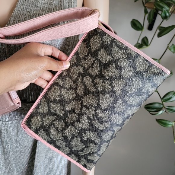 RARE Authentic Vintage YSL Clutch Bag - Picture 9 of 16